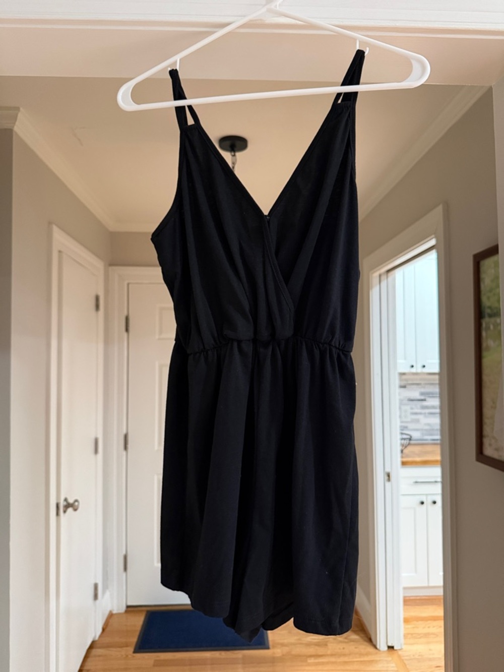 SHEIN Black Sleeveless V-Neck Romper